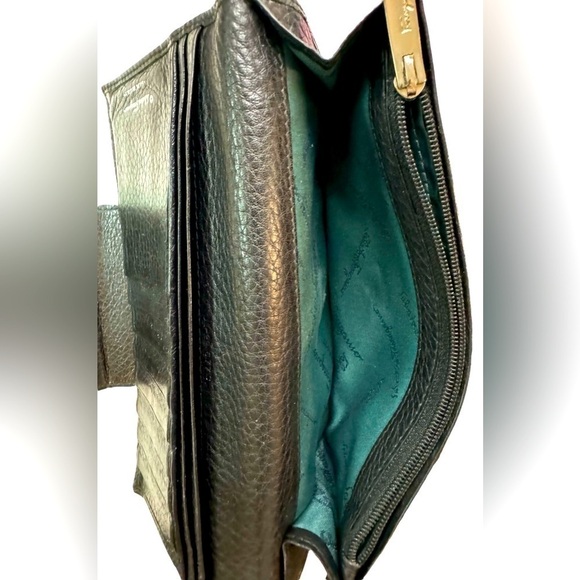 Salvatore Ferragamo Flap Long Wallet - Picture 8 of 10
